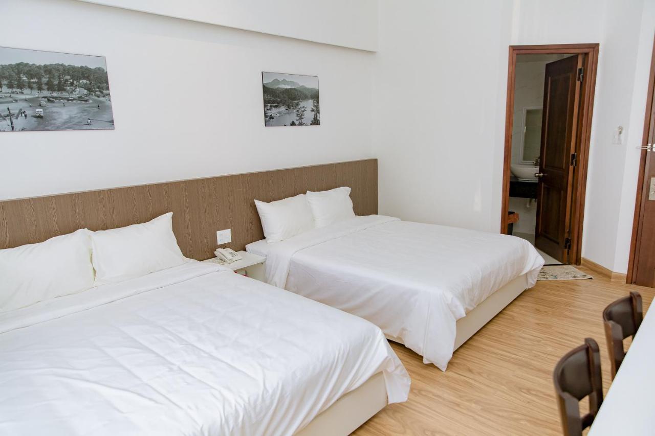 Hotel Khach San Dat Thinh à Đà Lạt Extérieur photo